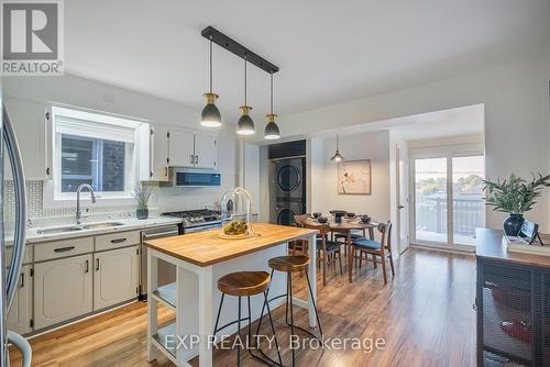 10 Innes Avenue, Toronto, ON - Indoor Photo Showing Kitchen