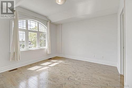 3043 Weston Road, Toronto, ON - Indoor Photo Showing Other Room