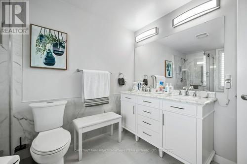 423 - 1440 Gordon Street, Guelph (Pine Ridge), ON - Indoor Photo Showing Bathroom