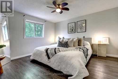 187 Ironstone Drive, Cambridge, ON - Indoor Photo Showing Bedroom