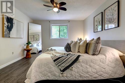 187 Ironstone Drive, Cambridge, ON - Indoor Photo Showing Bedroom