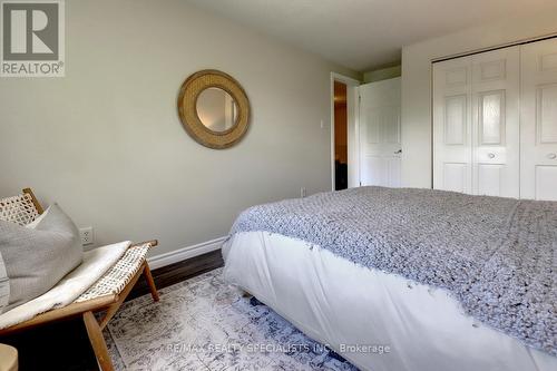 187 Ironstone Drive, Cambridge, ON - Indoor Photo Showing Bedroom