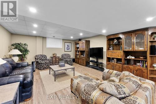 4776 Victor Drive, Niagara Falls, ON - Indoor Photo Showing Basement