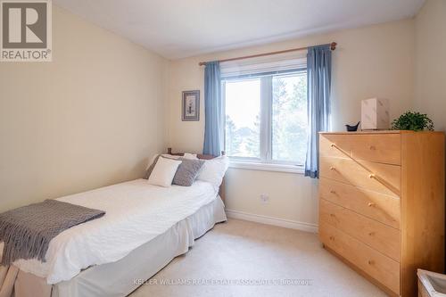 40 John Martin Court, Hamilton, ON - Indoor Photo Showing Bedroom