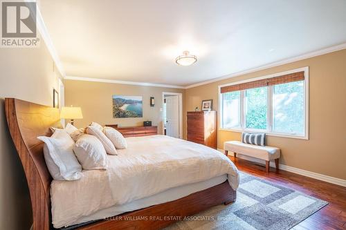 40 John Martin Court, Hamilton, ON - Indoor Photo Showing Bedroom