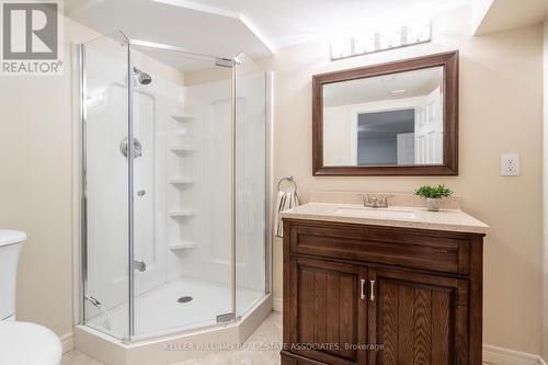 40 John Martin Court, Hamilton, ON - Indoor Photo Showing Bathroom