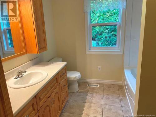 49 Lacewood Road, Riverview, NB - Indoor Photo Showing Bathroom