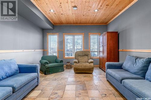 6 Joanette Drive, Leask Rm No. 464, SK - Indoor Photo Showing Living Room