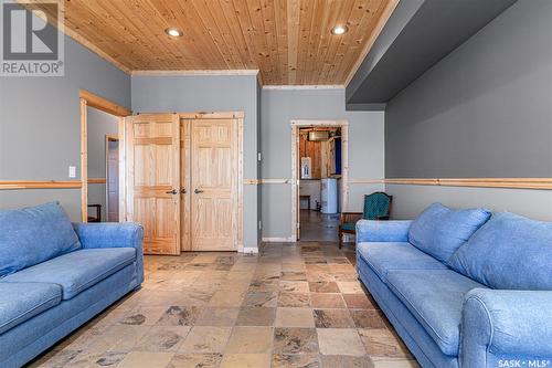 6 Joanette Drive, Leask Rm No. 464, SK - Indoor Photo Showing Living Room