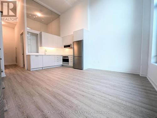 Th106 - 250 Lawrence Avenue W, Toronto, ON - Indoor Photo Showing Kitchen