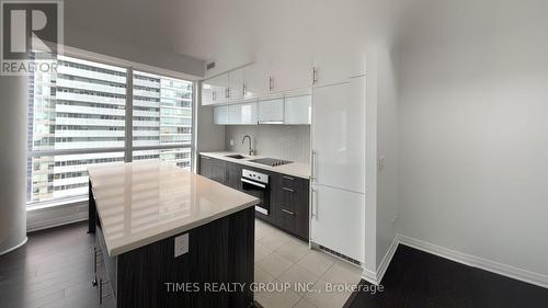 2411 - 8 Mercer Street, Toronto (Waterfront Communities), ON - Indoor Photo Showing Kitchen