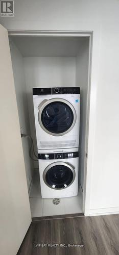 6005 - 138 Downes Street, Toronto, ON - Indoor Photo Showing Laundry Room