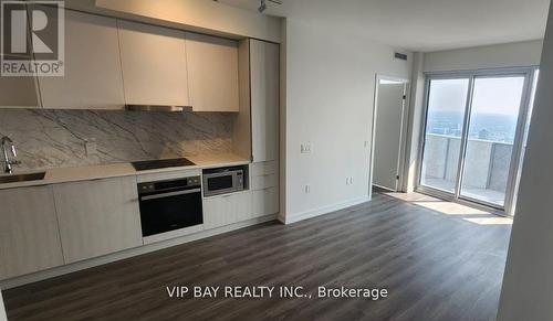 6005 - 138 Downes Street, Toronto, ON - Indoor Photo Showing Kitchen