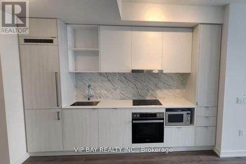 6005 - 138 Downes Street, Toronto, ON - Indoor Photo Showing Kitchen