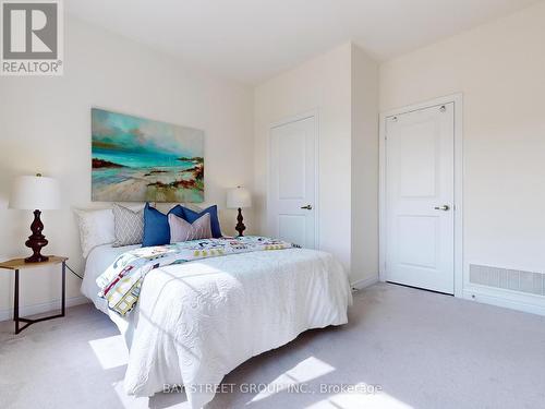 68 Boiton Street, Richmond Hill, ON - Indoor Photo Showing Bedroom