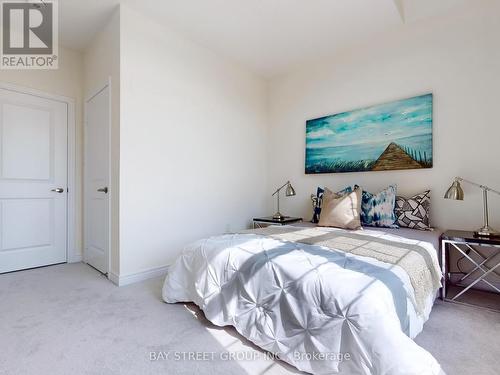 68 Boiton Street, Richmond Hill, ON - Indoor Photo Showing Bedroom