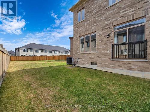 68 Boiton Street, Richmond Hill, ON - Outdoor