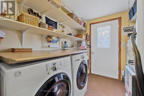 312 Miami Drive, Georgina, ON - Indoor Photo Showing Laundry Room