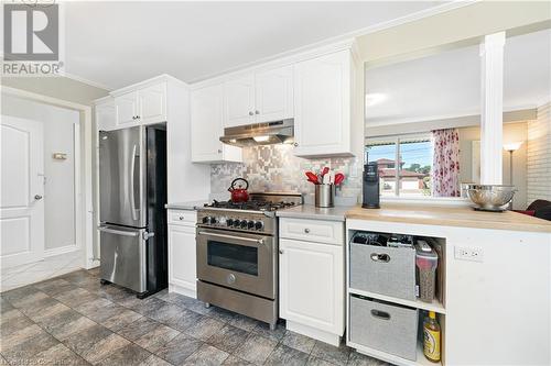 23 Walts Street, Welland, ON - Indoor Photo Showing Kitchen