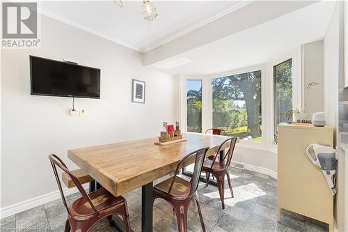 23 Walts Street, Welland, ON - Indoor Photo Showing Dining Room