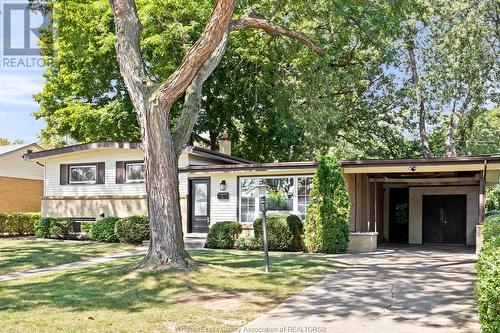 5 Autumn Court, Windsor, ON - Outdoor With Facade