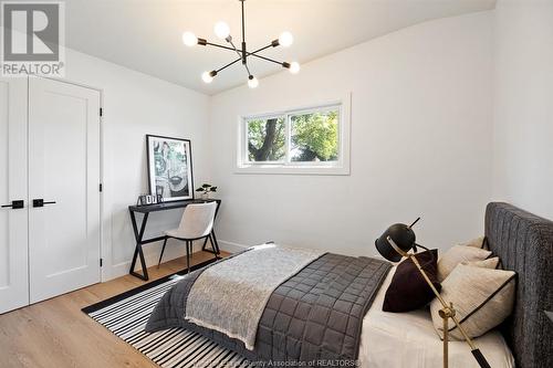 5 Autumn Court, Windsor, ON - Indoor Photo Showing Bedroom