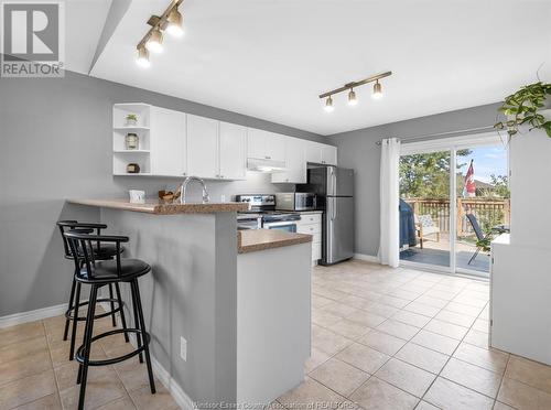 312 Mclellan, Amherstburg, ON - Indoor Photo Showing Kitchen