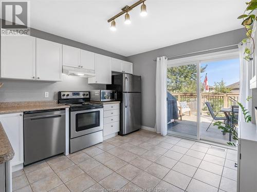 312 Mclellan, Amherstburg, ON - Indoor Photo Showing Kitchen