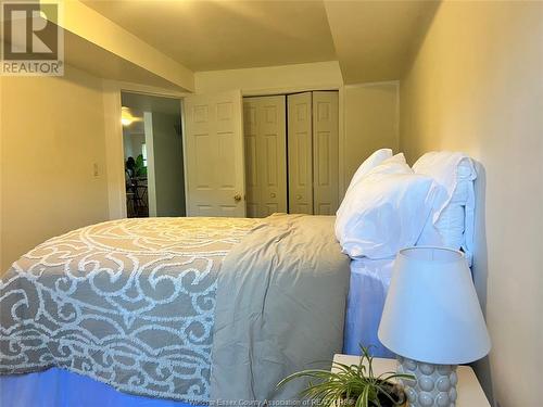 11874 Boulder Crescent, Windsor, ON - Indoor Photo Showing Bedroom