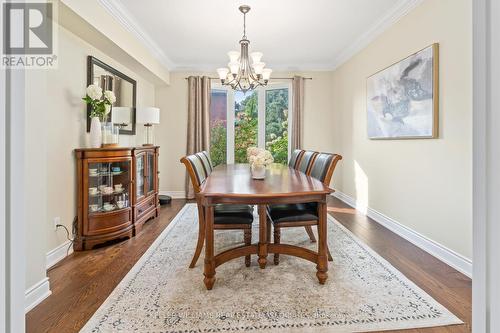 17 Oak Ridge Drive, Halton Hills, ON - Indoor Photo Showing Dining Room