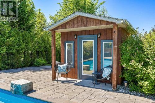 17 Oak Ridge Drive, Halton Hills, ON - Outdoor With In Ground Pool