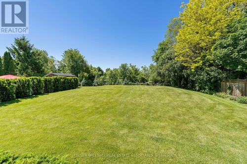 17 Oak Ridge Drive, Halton Hills, ON - Outdoor