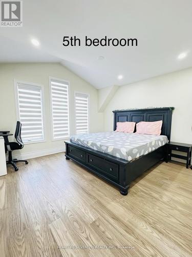 100 Long Meadow Road, Brampton, ON - Indoor Photo Showing Bedroom