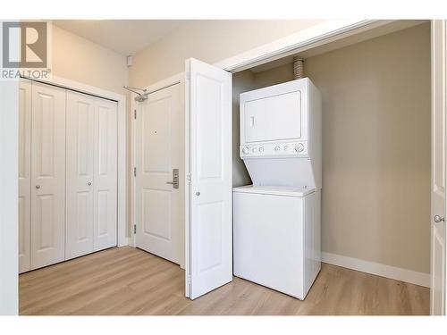 3229 Skyview Lane Unit# 409, West Kelowna, BC - Indoor Photo Showing Laundry Room