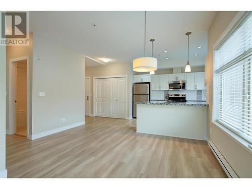 3229 Skyview Lane Unit# 409, West Kelowna, BC - Indoor Photo Showing Kitchen