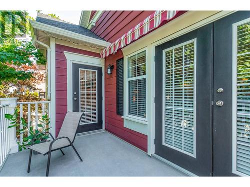 389 Mccarren Avenue, Kelowna, BC - Outdoor