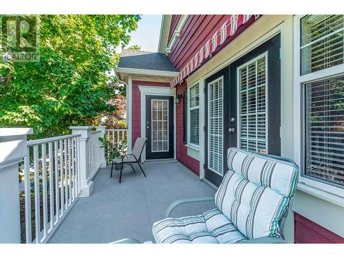 389 Mccarren Avenue, Kelowna, BC - Outdoor With Deck Patio Veranda