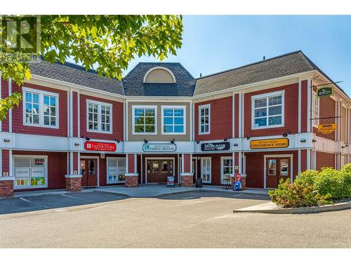 389 Mccarren Avenue, Kelowna, BC - Outdoor With Facade