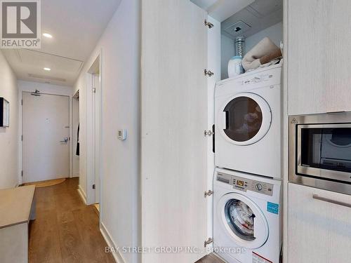 2311 - 115 Blue Jays Way, Toronto, ON - Indoor Photo Showing Laundry Room