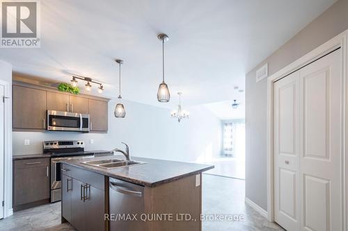 29 Glenview Crescent, Belleville, ON - Indoor Photo Showing Kitchen With Double Sink