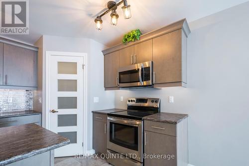 29 Glenview Crescent, Belleville, ON - Indoor Photo Showing Kitchen