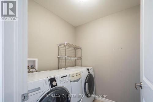 29 Glenview Crescent, Belleville, ON - Indoor Photo Showing Laundry Room