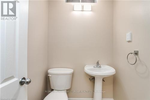 957 Fairbanks Road, Cobourg, ON - Indoor Photo Showing Bathroom