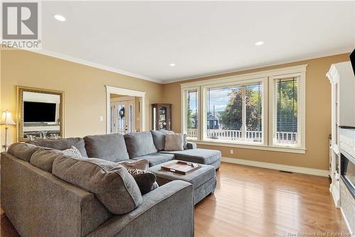 7 Des Cedres Avenue, Saint-Antoine, NB - Indoor Photo Showing Living Room