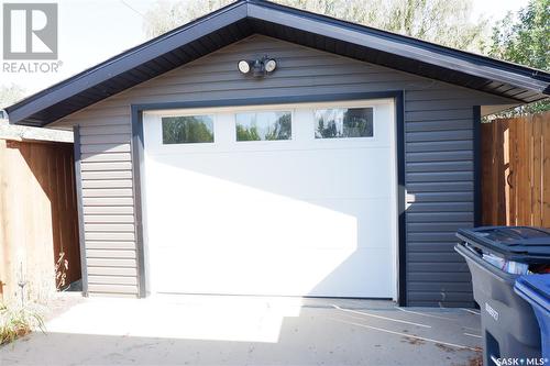 101 Empire Place, Assiniboia, SK - Outdoor With Exterior