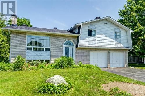 895 Meadow Lane Road, Ottawa, ON - Outdoor