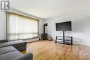 895 Meadow Lane Road, Ottawa, ON  - Indoor Photo Showing Living Room 