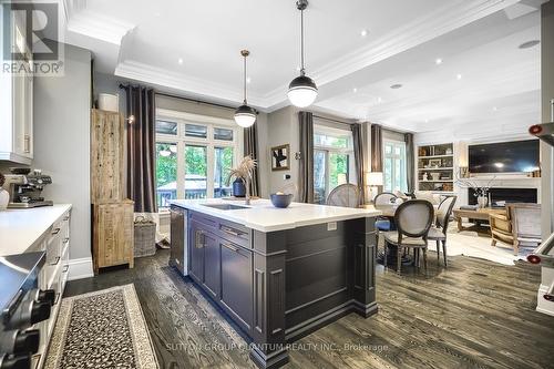 114 Ferris Road, Toronto, ON - Indoor Photo Showing Kitchen With Upgraded Kitchen