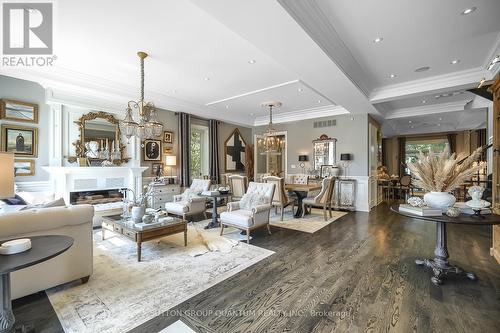 114 Ferris Road, Toronto (O'Connor-Parkview), ON - Indoor Photo Showing Living Room