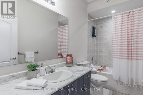 59 Chadwin Drive, Kawartha Lakes (Lindsay), ON - Indoor Photo Showing Bathroom